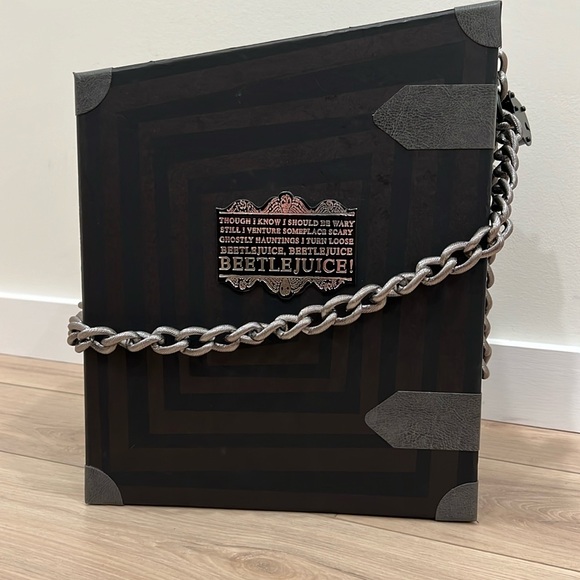 Beetlejuice Beetlejuice Promo Box - Picture 3 of 17